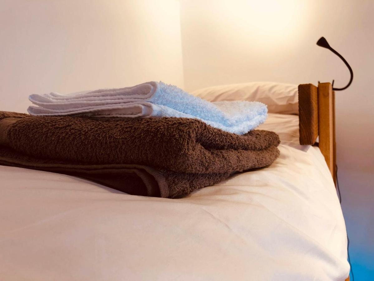 Apartment Clotes Modern Apartment, 50m From Slopes - Sleeps 6-8, 2 Bath - Sauzeholiday *